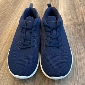 Navy blue Peter Millar Tennis shoes